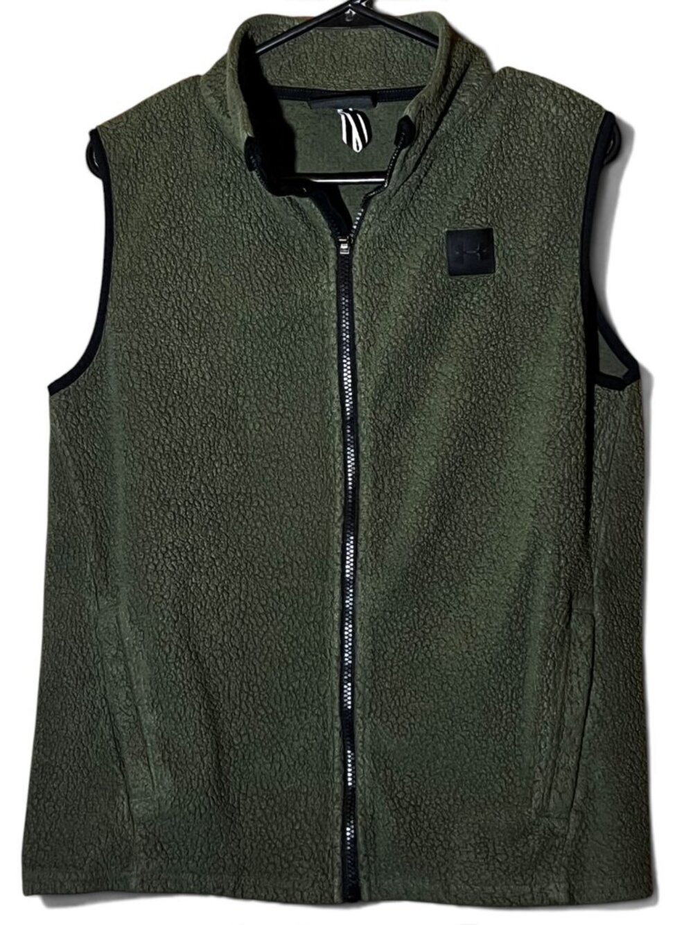 Under Armour ColdGear Olive Green Boucle Sherpa Fleece Vest Youth Large YLG